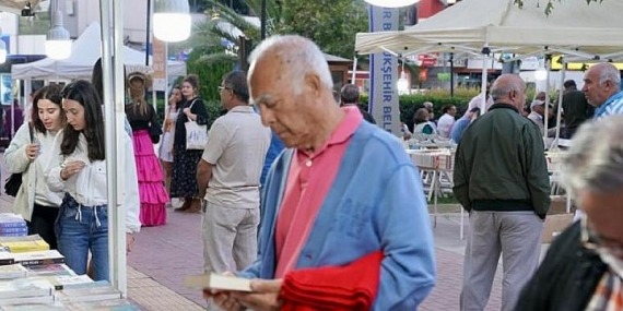 1.Seferihisar Kitap Günleri’ne coşkulu açılış