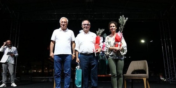 29. Uluslararası Gemlik Zeytini Festivali’nde tarih rüzgârları esti