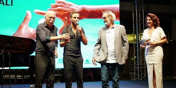 Altın Koza’da Onur Ödülleri Hale Soygazi ve Müjdat Gezen’e Verildi