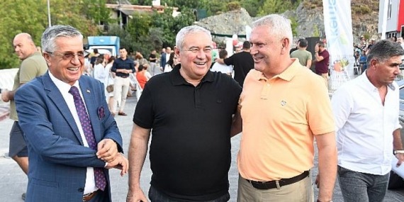 Atso Eğitim ve Sanat Merkezi Yaz Kursları Kapanış Programı Düzenledi