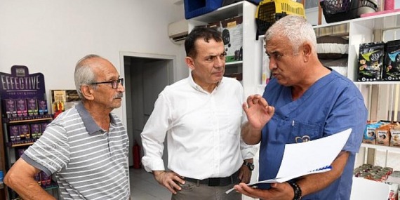 Başkan Abdullah Özyiğit esnaf ziyaretlerini sürdürüyor