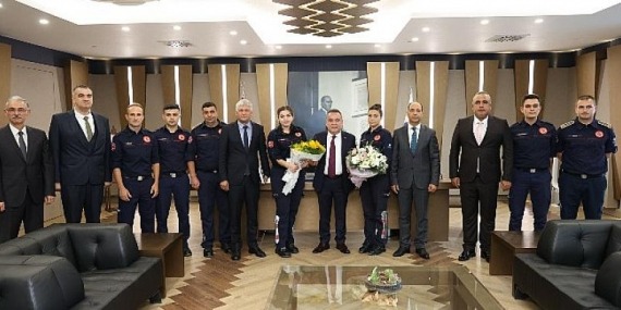 Başkan Böcek İtfaiye Haftası’nı kutladı