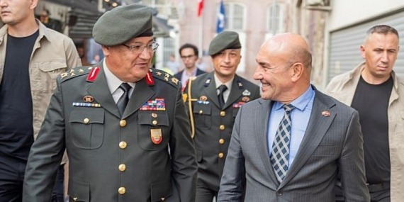 Başkan Soyer Ege Ordu Komutanı Kemal Yeni’yi konuk etti