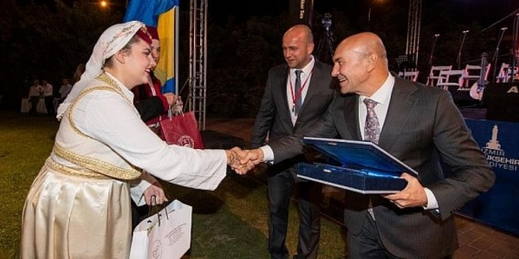 Bugün belediye başkanı olarak değil Arnavut Mustafa Çavuş’un torunu olarak aranızdayım