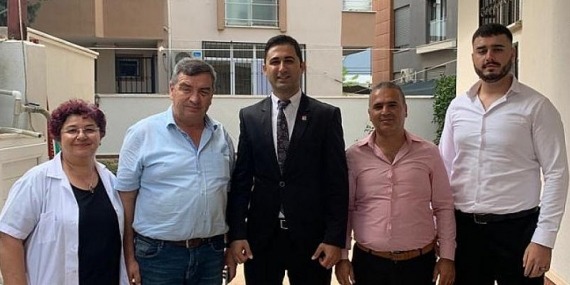 CHP İzmir 1. Bölge Milletvekili Aday Adayı Kazım Yevimli partiye emek vermiş başkanlarla bir araya geldi