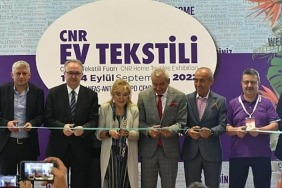 cnr-ev-tekstili-fuari-ticari-diplomasinin-guzel-bir-ornegidir.jpg