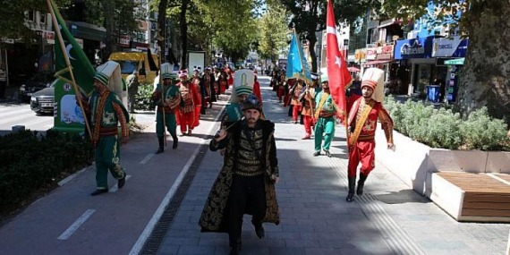 Cumhuriyet Bulvarı’nda mehter coşkusu