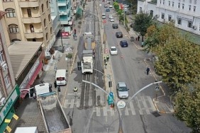 darica-fsm-caddesinde-yol-onarimi.jpg