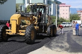 edremitte-asfaltlama-tam-hiz-devam-ediyor.jpg