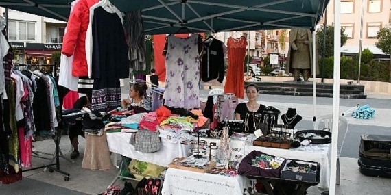 El Emeği Ürünler Narlıdere’de Vatandaşlarla Buluştu