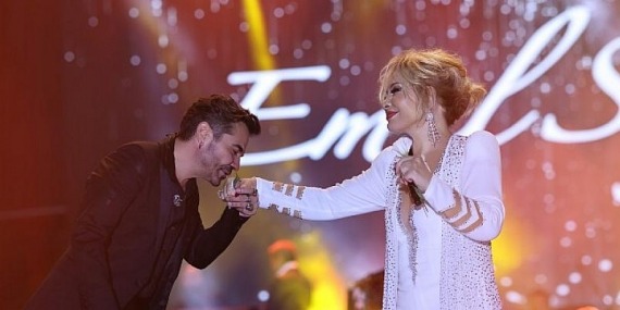 Emel Sayın ve Kenan Doğulu’dan unutulmaz müzik şöleni