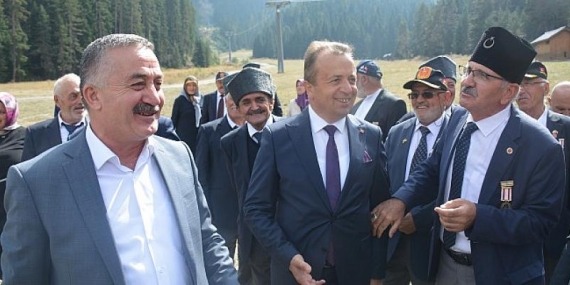 Gaziler Yaşayan Efsanelerdir