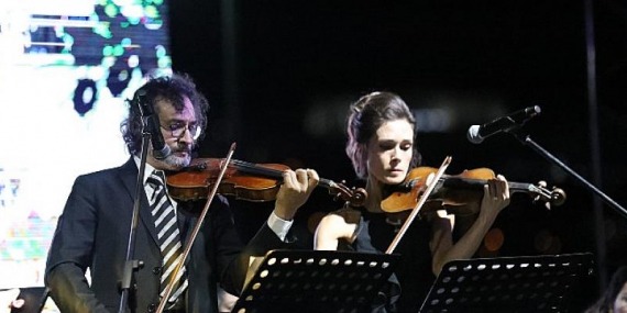 Gemlik’te denize nazır senfoni