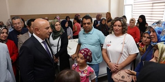 Keçiören’de Dikiş Atölyesi İle Üretime Destek