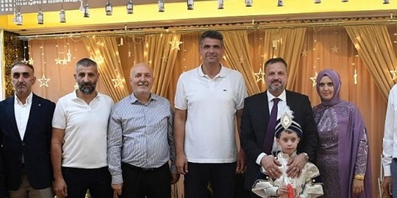 Kocaman, Hemşehrilerinin Mutlu Günlerinde