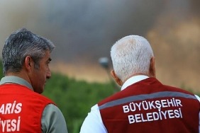 mugla-buyuksehir-belediyesi-tum-birimleriyle-yangin-bolgesinde-gorev-aldi.jpg
