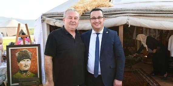 Mustafakemalpaşa’da Bir’iz Dedi