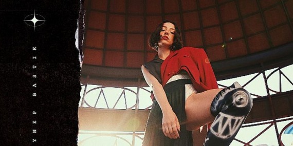 Muudlular’ın yaza vedası Zeynep Bastık ile oldu