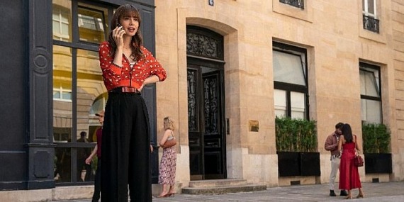 Netflix, Emily in Paris’in heyecanla beklenen üçüncü sezonundan ilk görselleri paylaştı