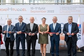 road2tunnel-uluslararasi-karayollari-kopruler-ve-tuneller-fuari-5-kez-acildi.jpg