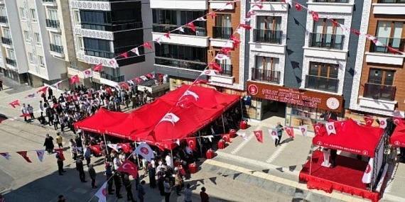 Şehit öğretmen Şenay Aybüke Yalçın Halk kütüphanesi Keçiören’de açıldı