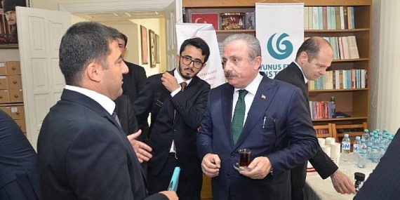 TBMM Başkanı Mustafa Şentop Komrat Yunus Emre Enstitüsünü Ziyaret Etti