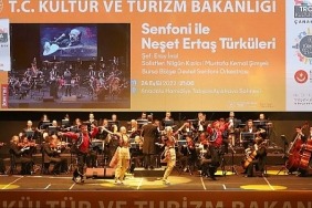 troya-kultur-yolu-festivalinde-senfoni-ile-neset-ertas-turkuleri.jpg