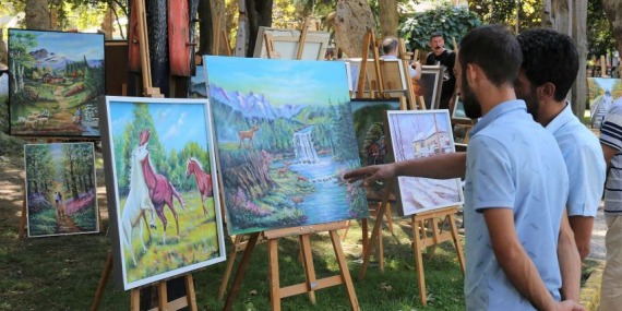 Üç Sanatçının Resimleri Değirmende’de Sergiye Dönüşt