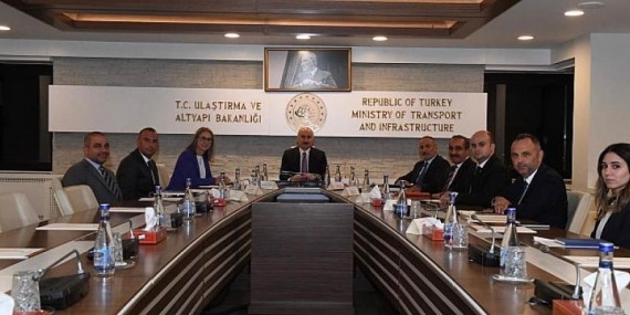 Ulaştırma ve Altyapı Bakanlığı’ndan İzmir’e iki müjde