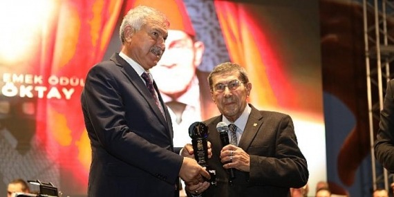 Uluslararası Adana Altın Koza Film Festivali Emek Ödülleri Verildi