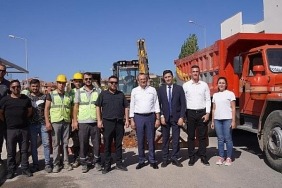 ve-basliyor-ayvalik-ali-cetinkaya-mahallesinde-dogalgaz-icin-ilk-kepce-vuruldu.jpg