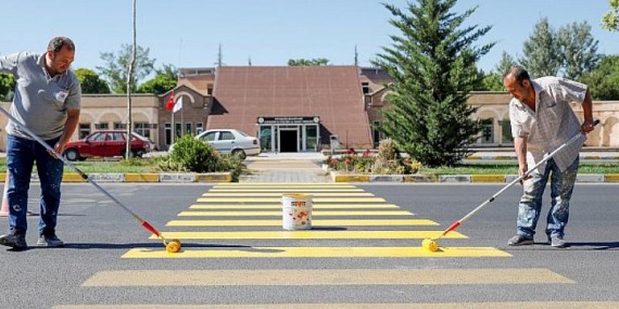 Yaya Güvenliği İçin ‘Yaya Geçidi’ Çizgileri Yenileniyor