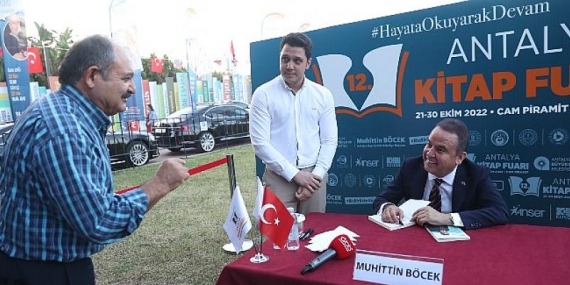12. Antalya Kitap Fuarı’nda yerel yazarlar okurlarıyla buluşuyor