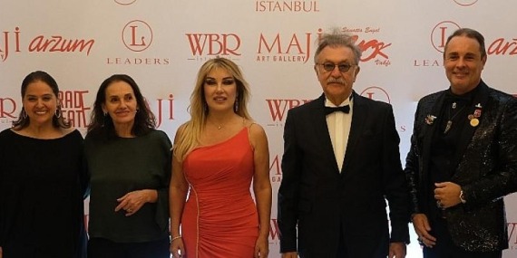 29 Ekim Cumhuriyet Balos’suna Ünlü İsimler Katıldı