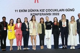 8-dunya-kiz-cocuklari-gunu-konferansindan-dunyaya-cagri-genc-kizlarin-ve-kadinlarin-kendi-geleceklerini-insa-etmeleri-icin-onlarla-birlikte-calisalim.jpg