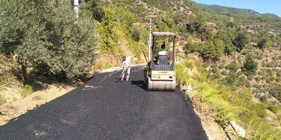 Alanya’nın kırsal yollarında kış hazırlıkları sürüyor