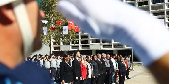 Antalya Büyükşehir’de Cumhuriyet Bayramı kutlandı