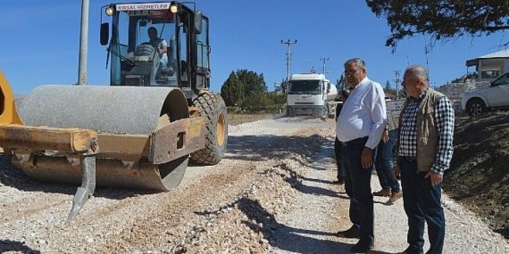 Antalya üyükşehir Yeleme Mahallesi’nin  18 yıllık yol hasretini sona erdiriyor