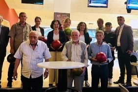 asirlik-cinarlar-bowlingle-eglendi.jpg