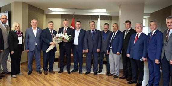 Başkan Büyükakın’a, ”19 Ekim Muhtarlar Günü” ziyareti