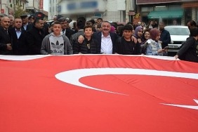 baskan-mehmed-ozturk-cesaretle-yurudugumuz-yol-dur-istiklal-yolu.jpg