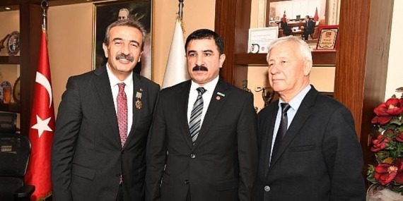 Başkan Soner Çetin’e Adaletin Kılıcı madalyası