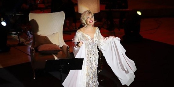 Başkent Kültür Yolu Festivali’nde Emel Sayın Rüzgarı Esti