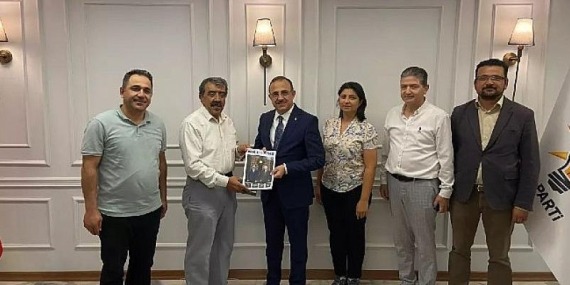 Bem-Bir-Sen İzmir’den Ak Partiye Ziyaret