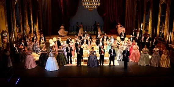 Beyoğlu Kültür Yolu Festivali’nde  La Traviata Rüzgarı