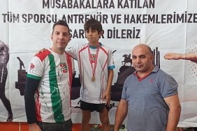 bostanlispor-muaythai-de-yine-sampiyon.jpg