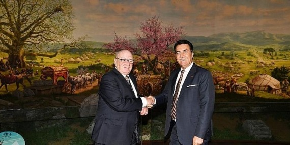 Bursa’nın Erguvanları Almanya’da Kök Salacak