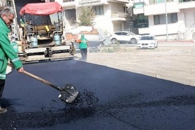 cankayada-asfalt-sezonu-devam-ediyor.jpg