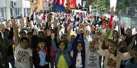 Çocuk şenliğinde doyasıya eğlence