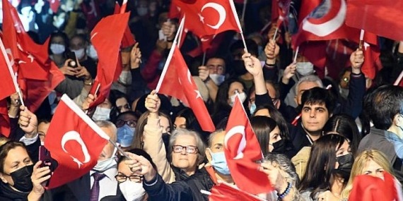 Cumhuriyetimizin 99. yılı Karabağlar’da coşkuyla kutlanacak